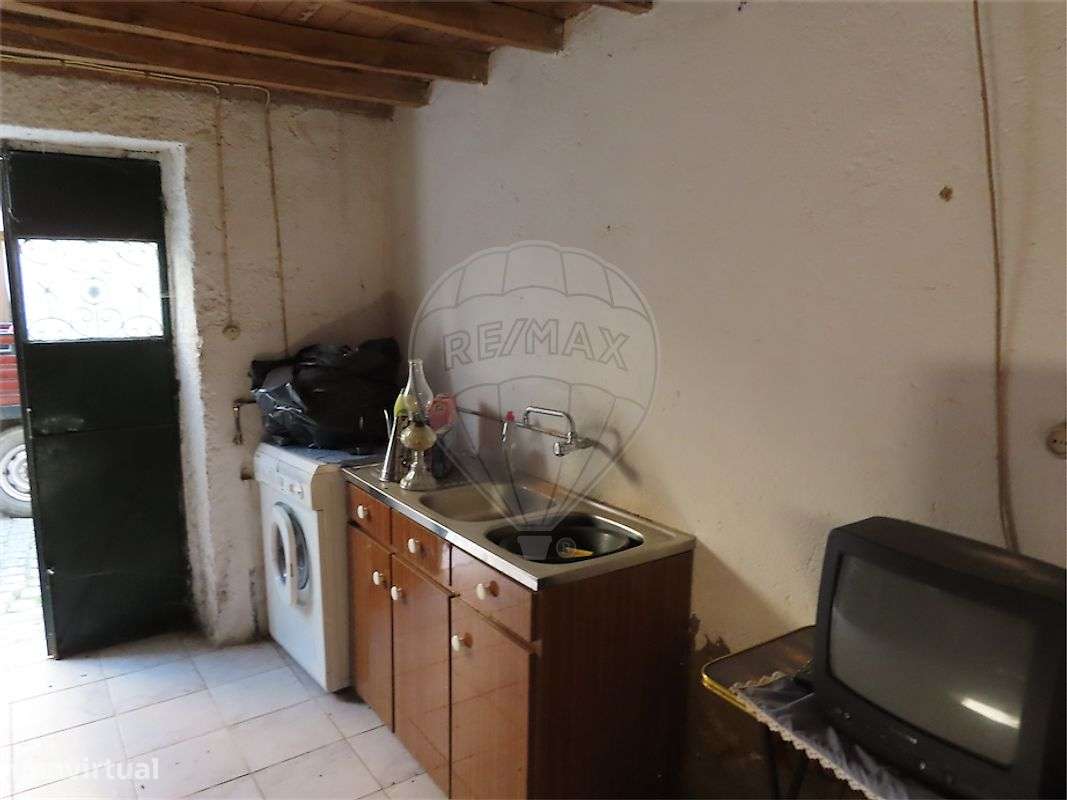 Moradia T2 para venda-8