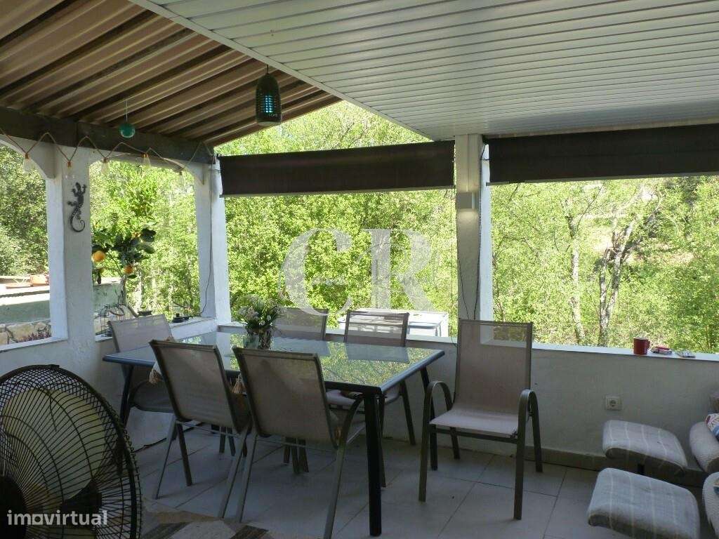 Moradia T4 em ambiente privado na Freixianda – Ourém-49