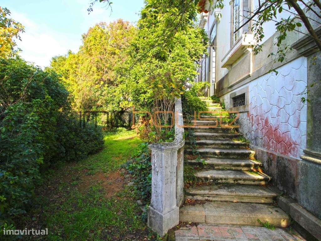 Casa senhorial do século XIX ( Zona Espaço Central II)-12