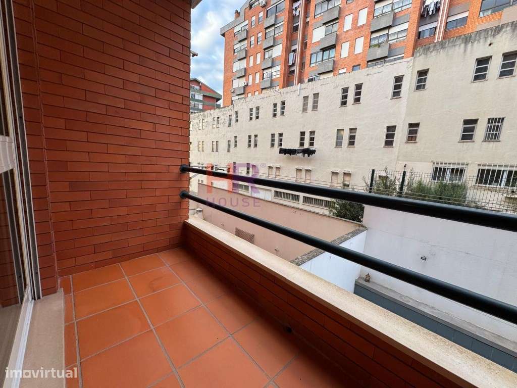 Apartamento T2 com garagem e arrecadação em Celas, Coimbra. Excelen...-18