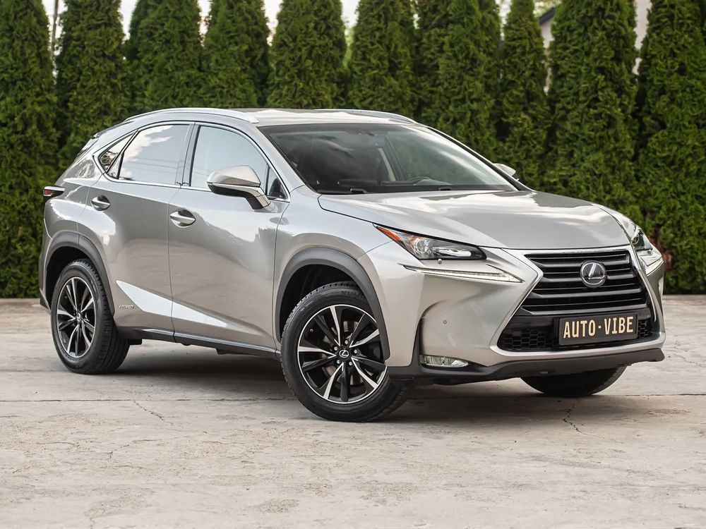 Lexus NX I (2014-2021) 300h Prestige AWD 2014
