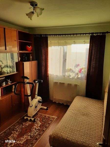 Vand apartament 3 camere - Imagine principală: 4/8