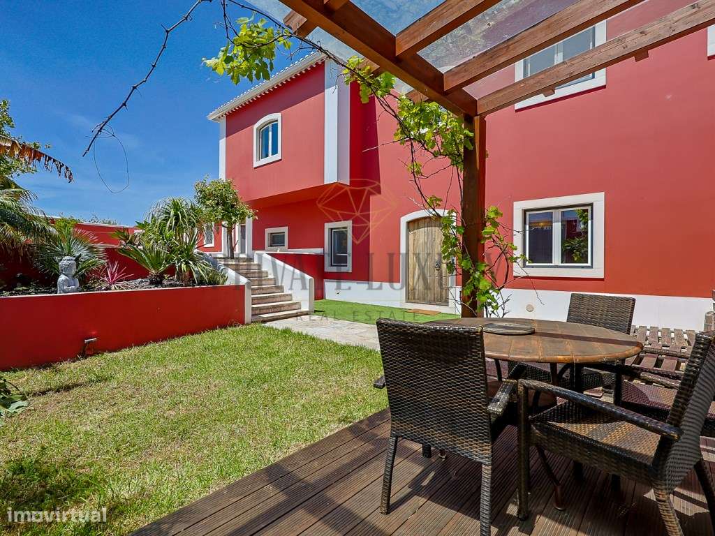 Moradia T5 com vista panorâmica para o Rio Tejo e Lisboa - Grande imagem: 4/44