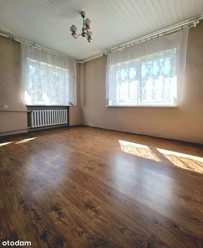 Dom pod miastem 5 pokoi 3 garaże  ogród i sad-12