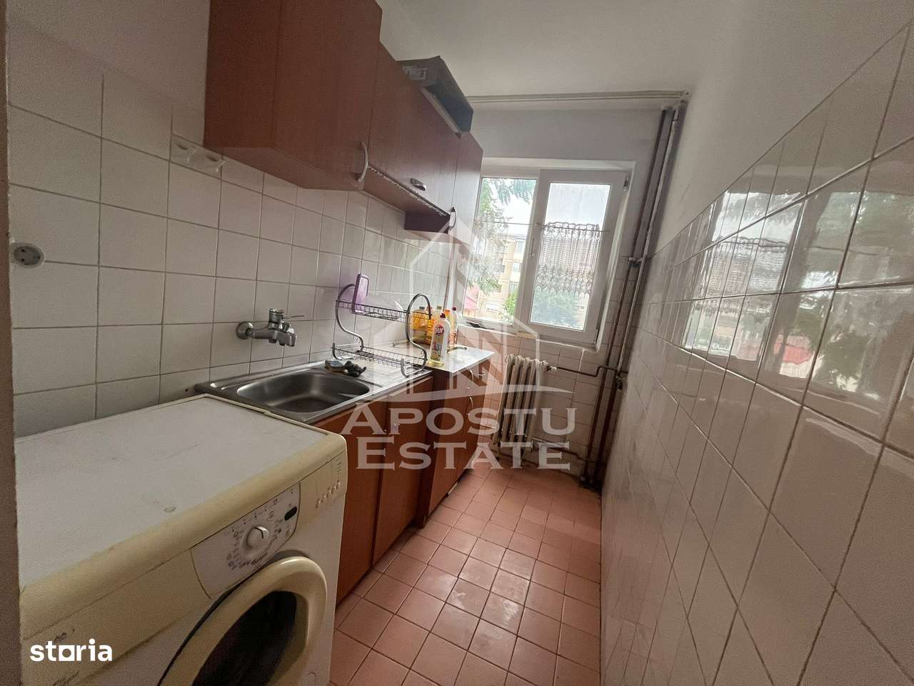 Apartament cu 2 camere, semidecomandat, etajul 2, zona Sagului - Imagine principală: 5/8
