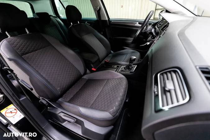 Volkswagen Golf 1.6 TDI DSG Comfortline - 8