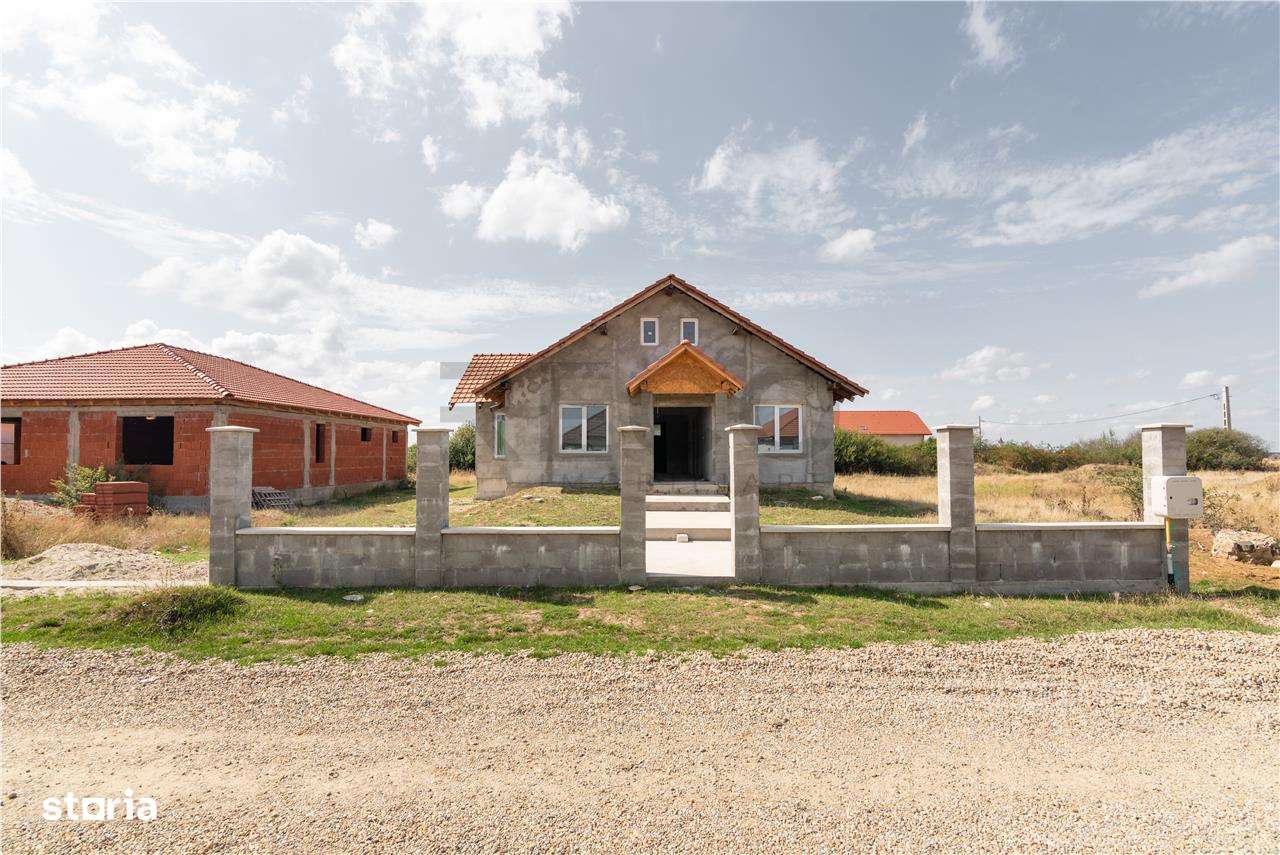 RECO Casa cu 4 camere in Nojorid - Imagine principală: 4/12