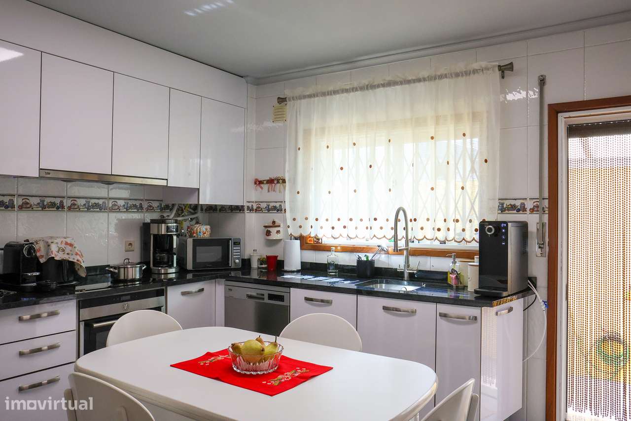 Moradia T3 em Guifões - Conforto, Espaço e Localização - Grande imagem: 5/28