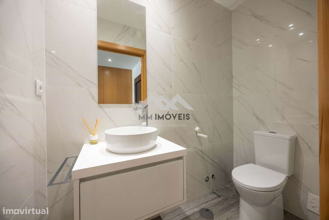 Moradia T3 | Alfena | 2023 | Piscina | Terraço | Varandas | Garagem Bo - Grande imagem: 4/60