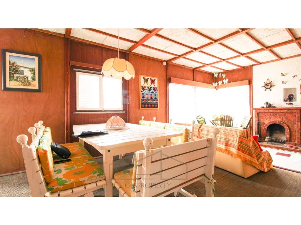 Casa de Madeira, em lote com 400m2, na Lagoa de Albufeira - Sesimbra-10