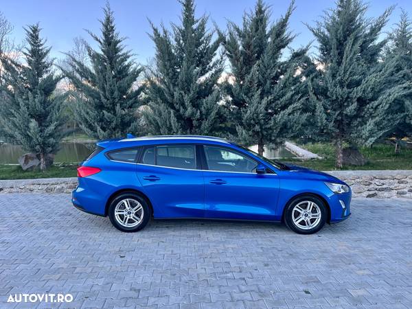 Ford Focus Turnier 1.5 EcoBlue Start-Stopp-System COOL&CONNECT - 10