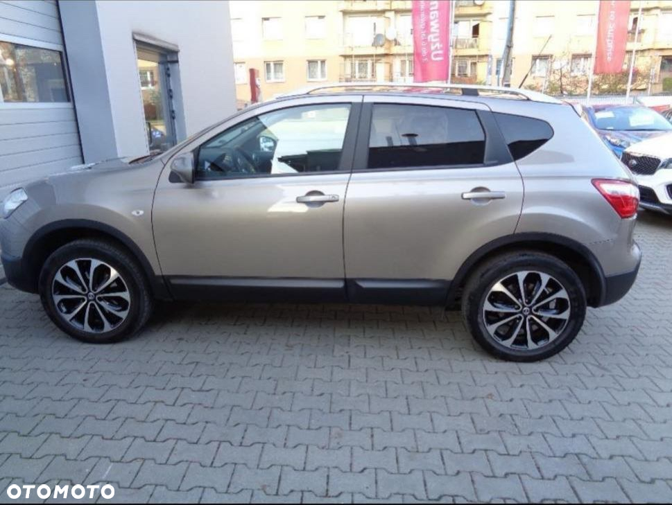 Nissan Qashqai 1.6 I-Way - 2