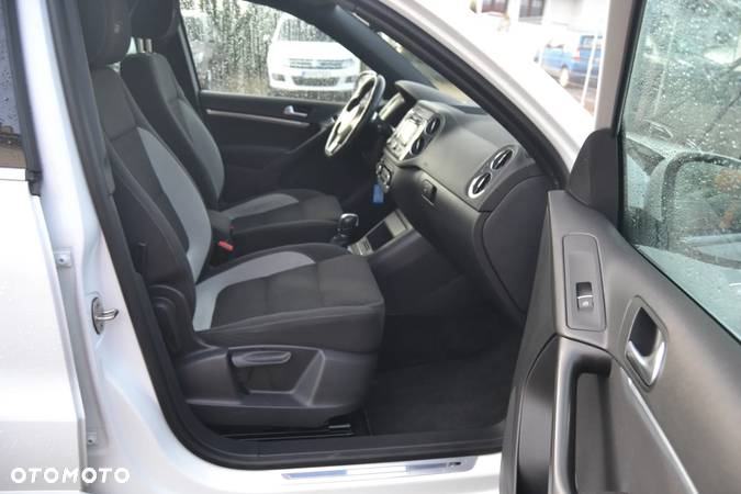 Volkswagen Tiguan 2.0 TDI 4Mot Perfectline R-Style DSG - 16