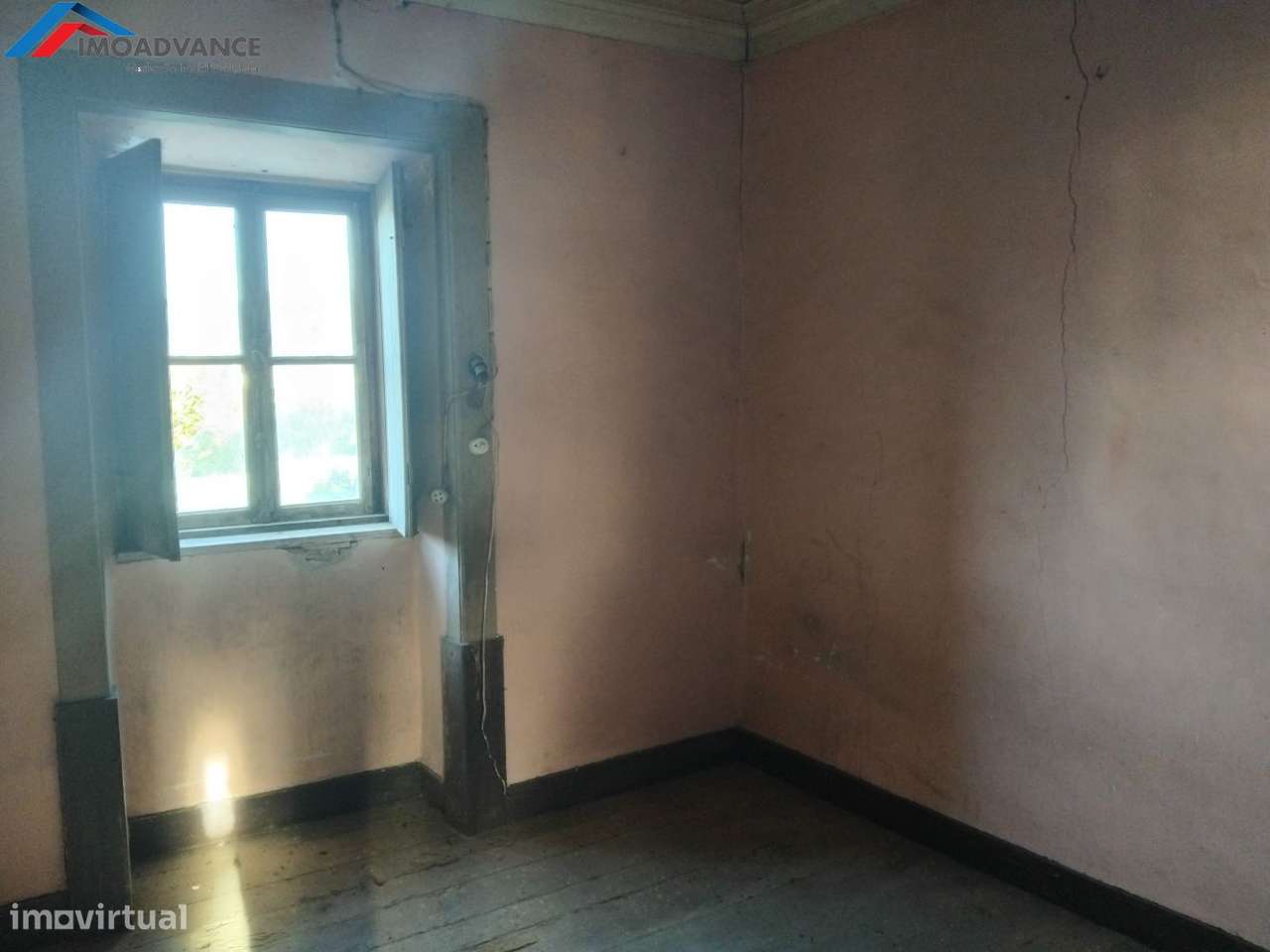 Casa centenária situada numa aldeia no concelho de Penacova, Coimbra-34