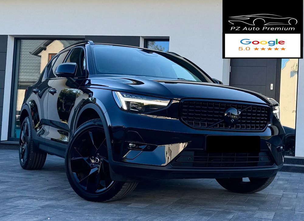 Volvo XC40 B3 B DKG Plus Black Edition 2025