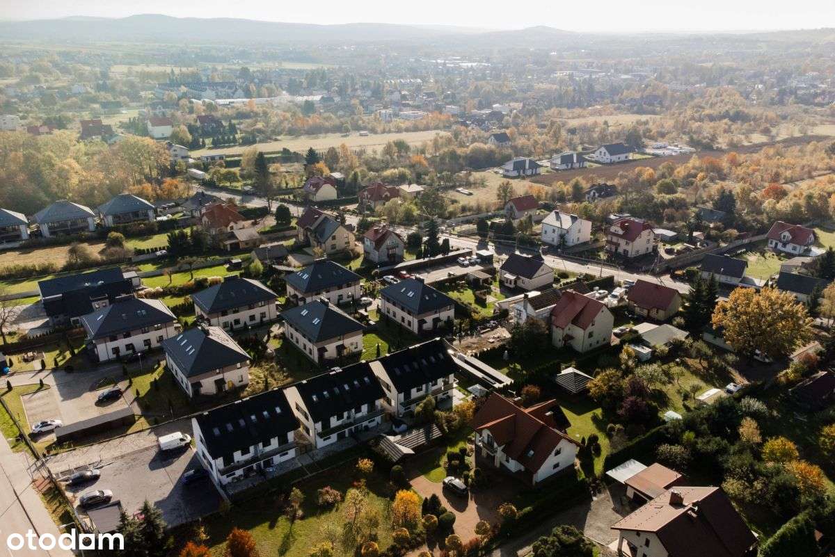 Mieszkanie z poddaszem i parkingiem. Taylora. - Pełny obrazek: 4/4