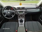 Volkswagen Passat 1.6 Comfortline - 10
