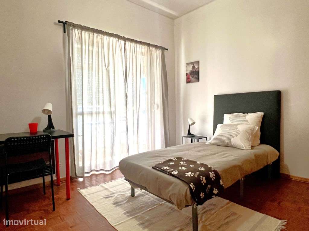 LUMIAR à porta do METRO -Quarto para estudante universitário - Grande imagem: 4/15