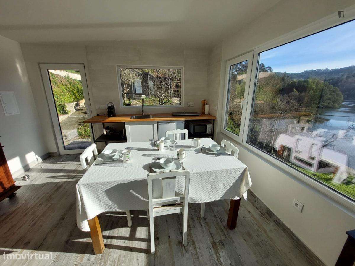 Apartamento com 1 quartos - localizado em Amarante Porto - Grande imagem: 4/6