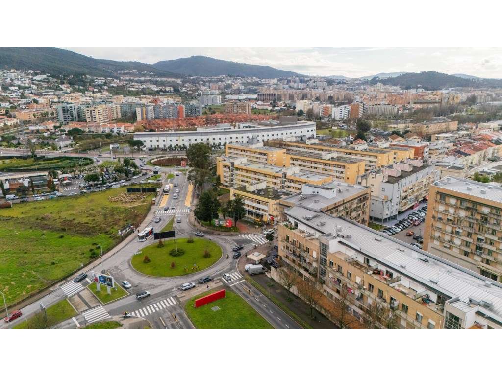 Apartamento T4+1 Duplex em Braga - São Victor-33