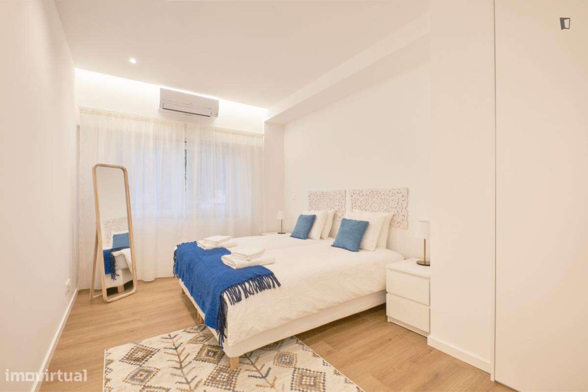 Apartamento com 1 quartos - localizado em Restelo Lisbon - Grande imagem: 4/10