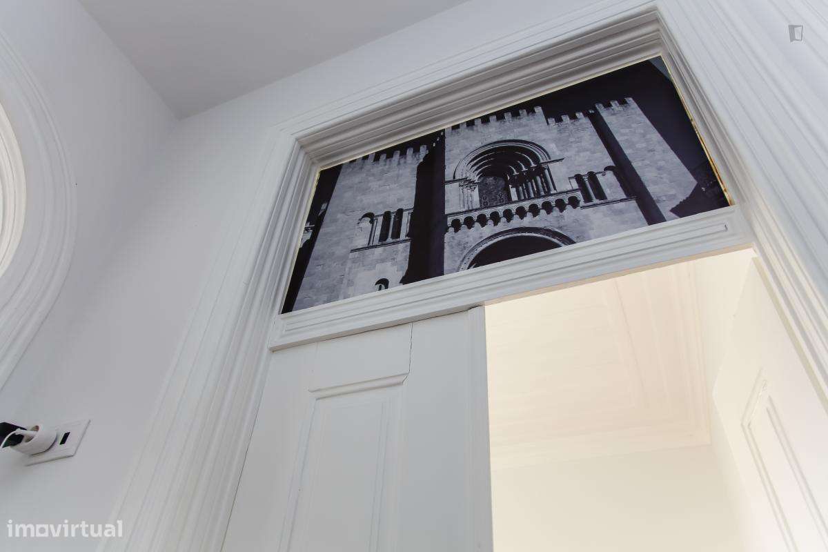 Quarto - localizado em Cidral Coimbra - Grande imagem: 2/7