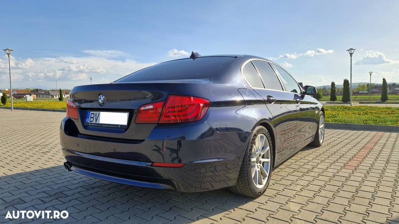 BMW Seria 5 520d - 4