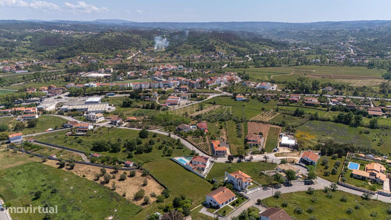 Terreno Urbano com 587 m² para Construção em Pombal – Zona em Crescime-18