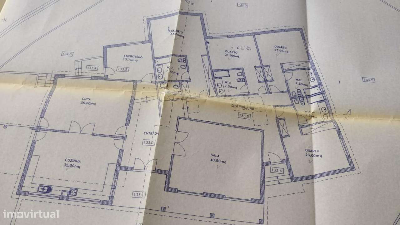Moradia Térrea de 596m2 em Terreno de 10.000m2 | Paços de...-57