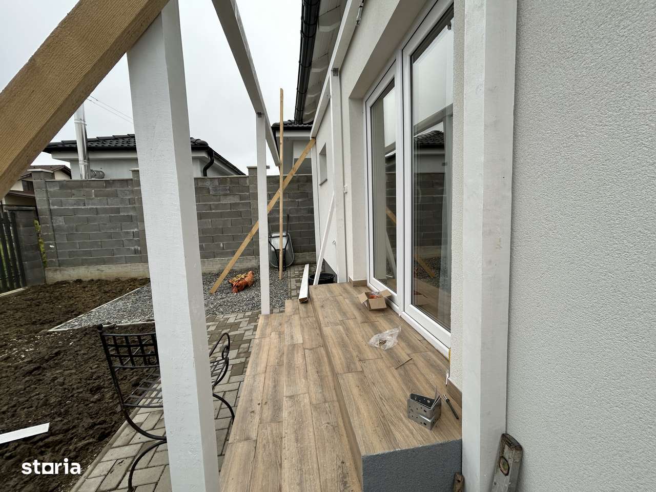 Vand vila noua la nivel in Livada,st.350 mp, sc.124 mp.-9