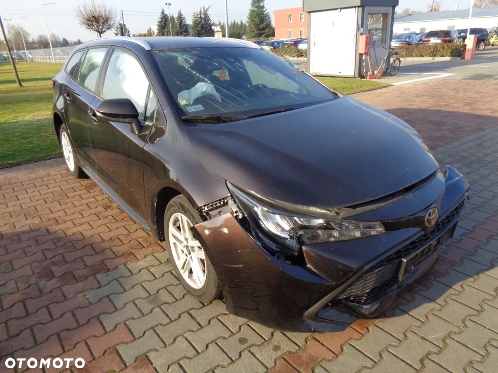 Używane Toyota Corolla - 44 399 PLN, 40 680 km, 2021 - otomoto.pl