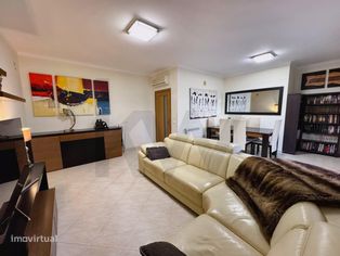 Apartamento Espaçoso T3 com Terraço Privado e Garagem – Ideal para a S - Grande imagem: 4/49