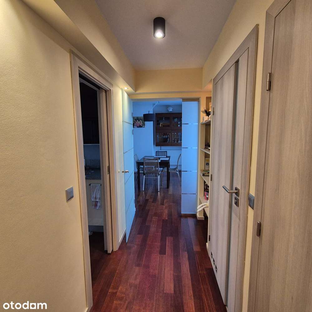 Bronowice ul. Lea. Przestronne 4-pokojowe mieszkanie z balkonem.-7