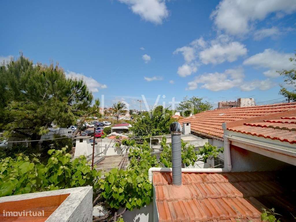Moradia T3 a 700 metros da praia em Cascais.-17