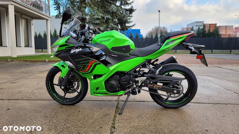 Kawasaki Ninja - 4