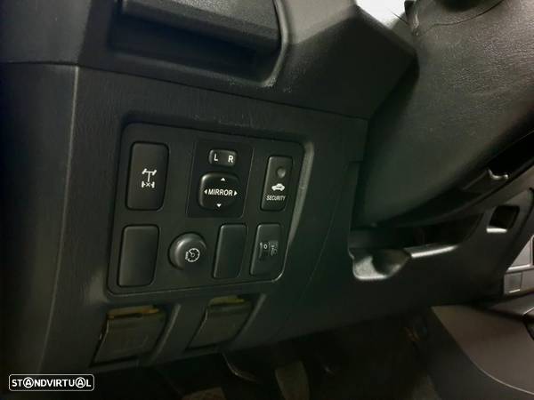Toyota Hilux 2.5 D-4D 4WD CD - 33