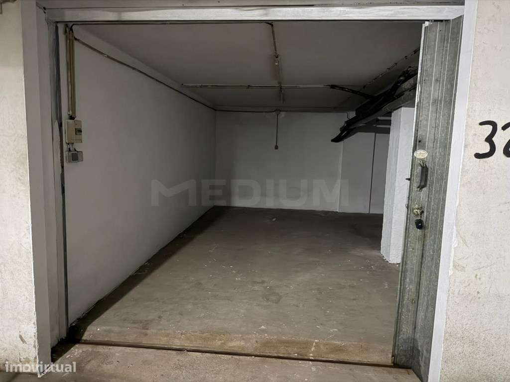 Garagem fechada no centro da cidade - Grande imagem: 3/5