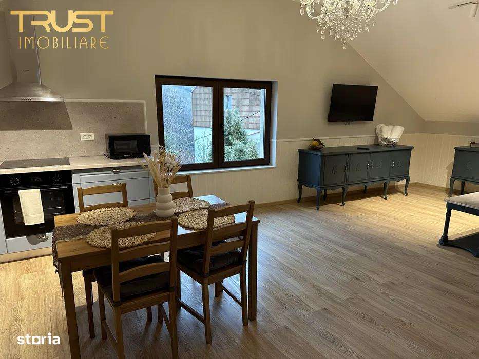 Casa cu 2 apartamente l Mobilat si utilat l Garaj l Centrul Vechi - Imagine principală: 5/8