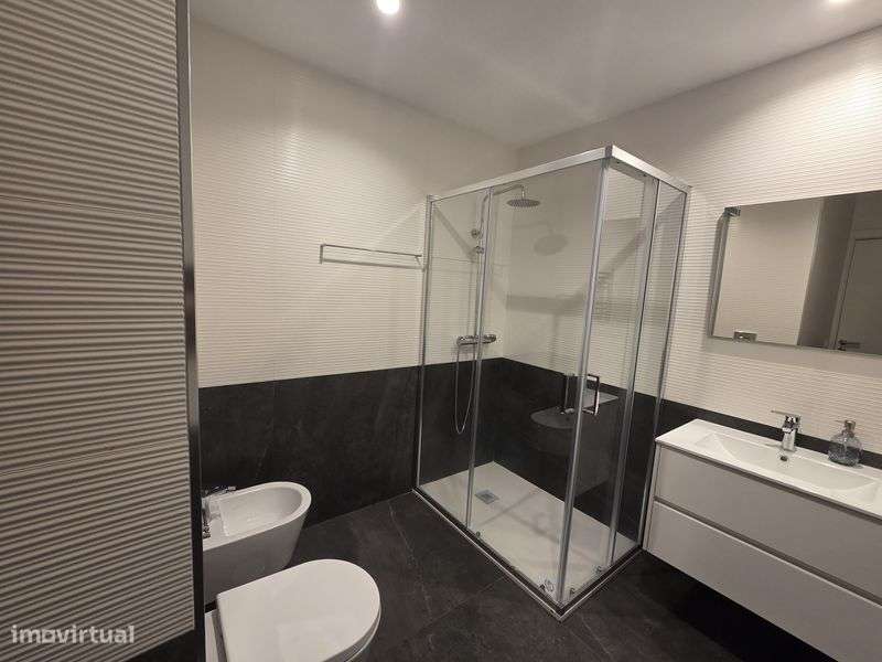 AP  T 2 a estrear , Totalmente Mobiliado e Equipado - Grande imagem: 5/12