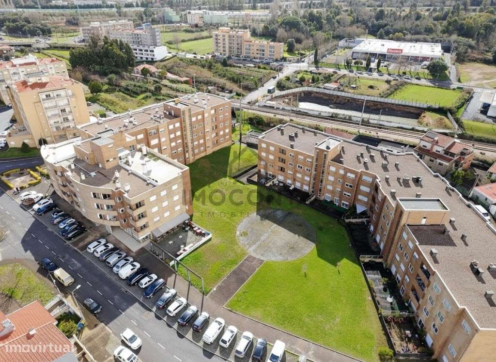 T2+1 Como Novo no Centro de Valongo-32