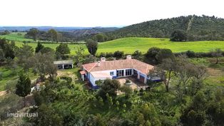 "Monte das Palmeiras", monte no litoral alentejano, junto a São Teotón