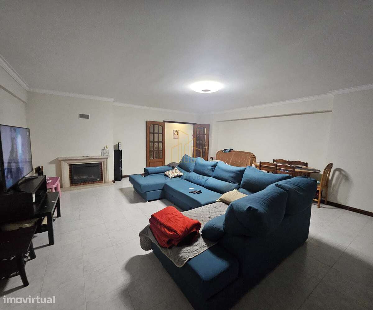 T3 com áreas generosas e excelente localização – Rua Cidade de Belg... - Grande imagem: 3/42