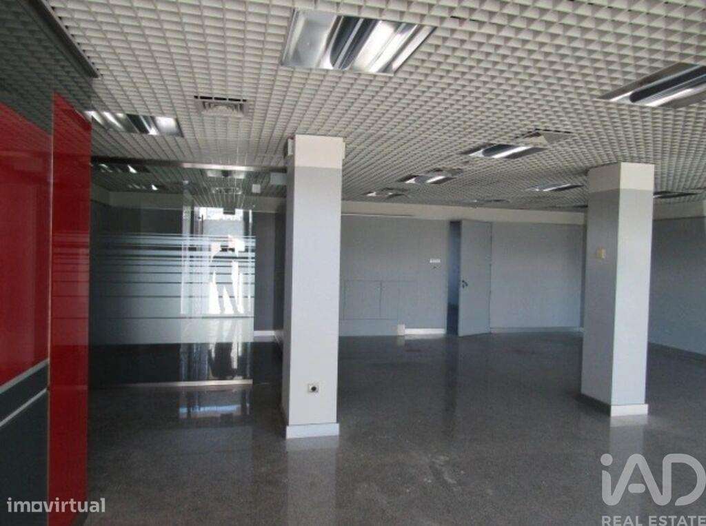 Loja / Estabelecimento Comercial em Carregal do sal de 165,00 m2 - Grande imagem: 3/10