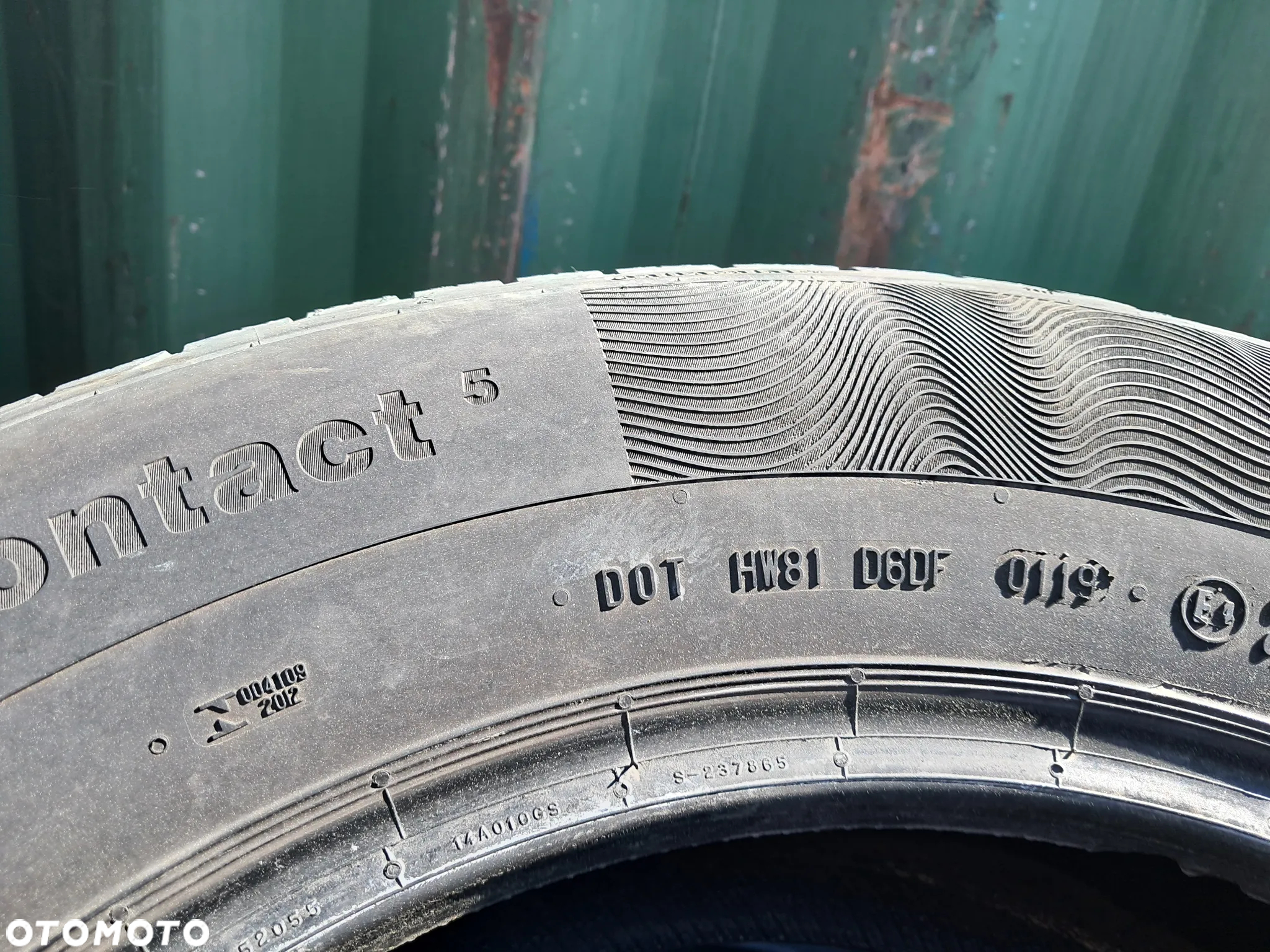 Opony lato 235/65r17 Continental 5 - 4