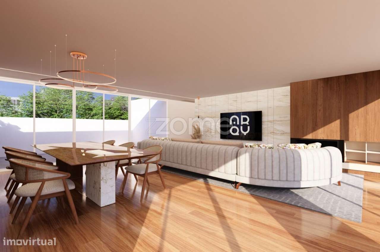 Moradia T4 De Luxo No Areeiro Coimbra