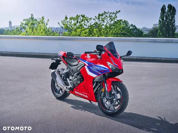 Honda CBR - 3