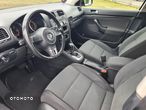 Volkswagen Golf 2.0 TDI DPF BlueMotion Technology DSG Comfortline - 23