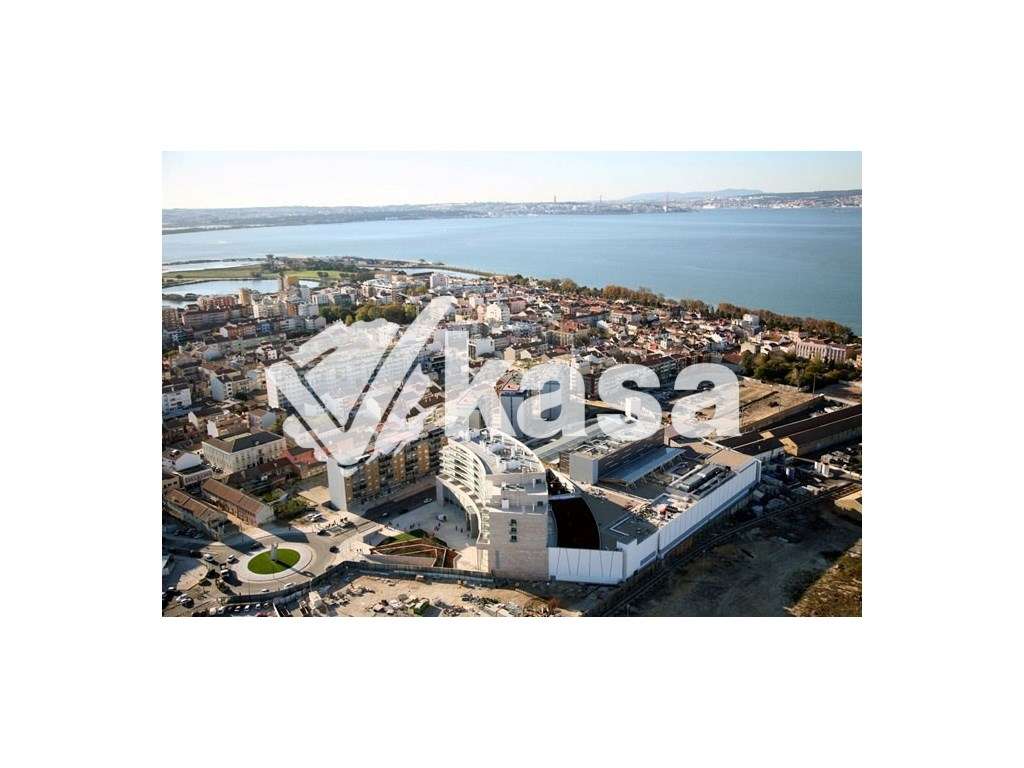 T3 Novos com Vista Rio - Conclusão em Julho 2026 | Barreiro-18