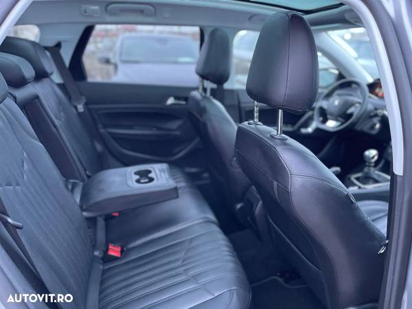 Peugeot 308 SW BlueHDi 120 Stop & Start Niveau 2 Business-Line - 11