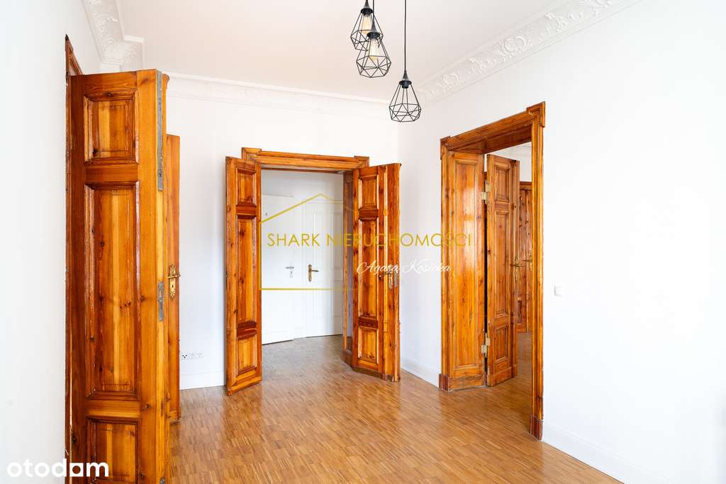 Klimatyczne mieszkanie w kamienicy w centrum!-16